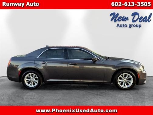 2016 Chrysler 300 S