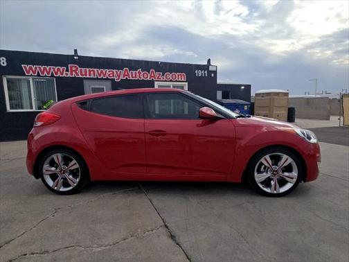2012 Hyundai Veloster Base