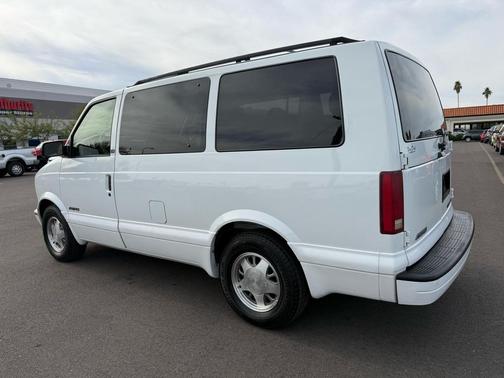 2002 Chevrolet Astro Base