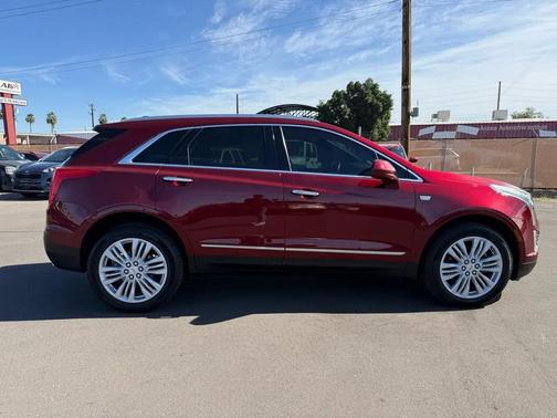 2017 Cadillac XT5 Premium Luxury
