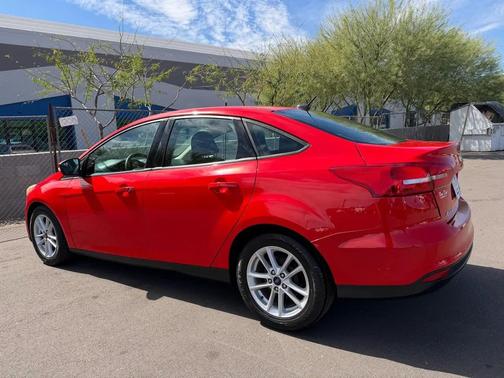 Red 2017 Ford Focus SE