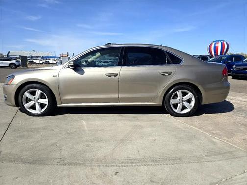 2015 Volkswagen Passat 1.8T Limited Edition
