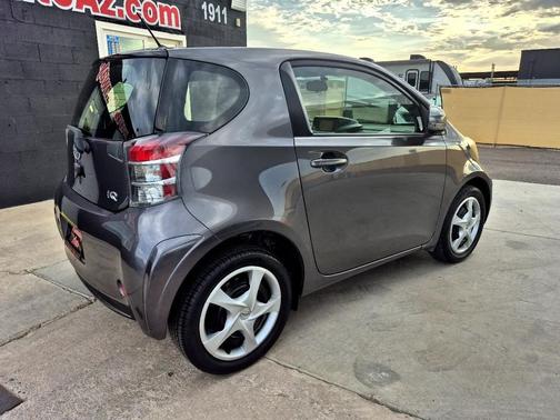 2014 Scion iQ 3-Door Hatchback AT