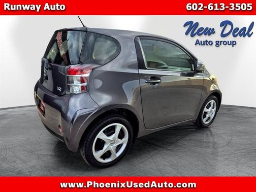 2014 Scion iQ 3-Door Hatchback AT