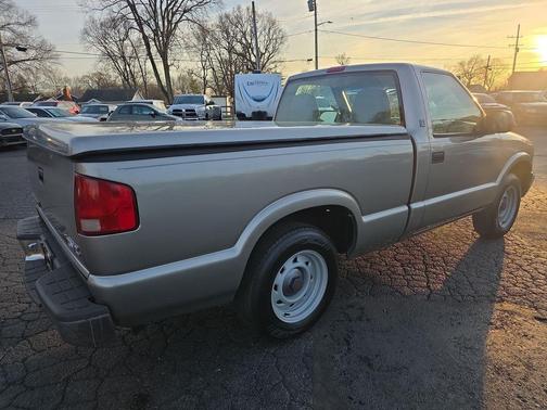 2003 GMC Sonoma SL