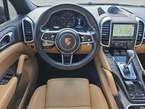 2016 Porsche Cayenne Base