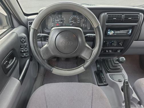 1998 Jeep Cherokee Sport 4WD