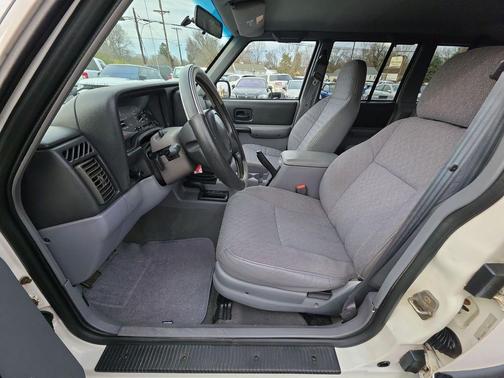 1998 Jeep Cherokee Sport 4WD