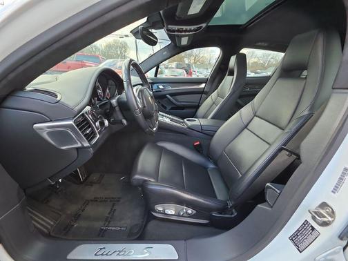 2013 Porsche Panamera Turbo S