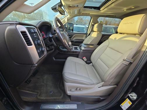 2016 GMC Sierra 2500 Denali