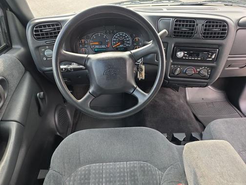 Light Pewter Metallic 2000 Chevrolet S-10 Base