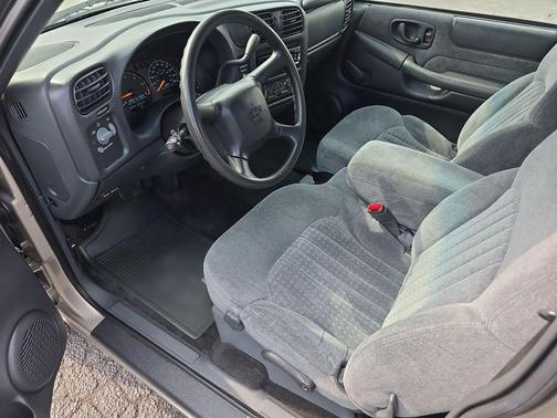 Light Pewter Metallic 2000 Chevrolet S-10 Base