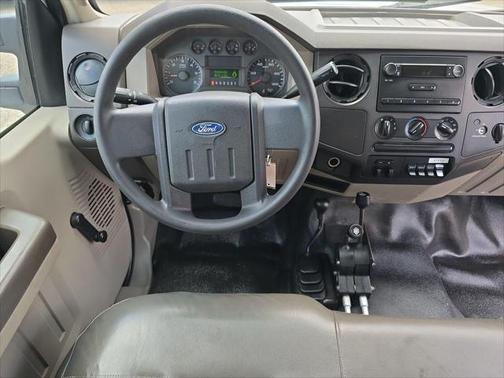 2009 Ford F-350 XL