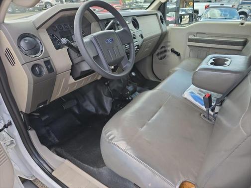 2009 Ford F-350 XL
