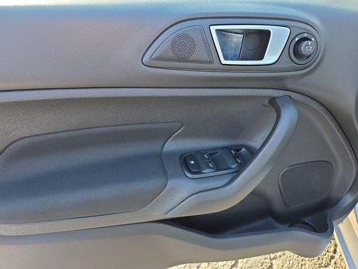 2016 Ford Fiesta SE