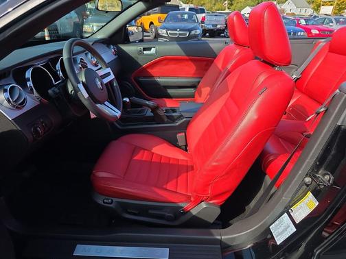 2006 Ford Mustang GT Premium