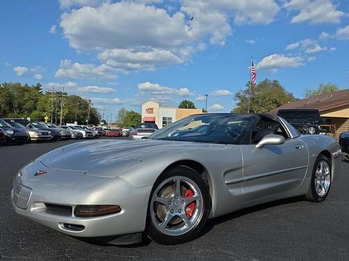 2004 Chevrolet Corvette Base