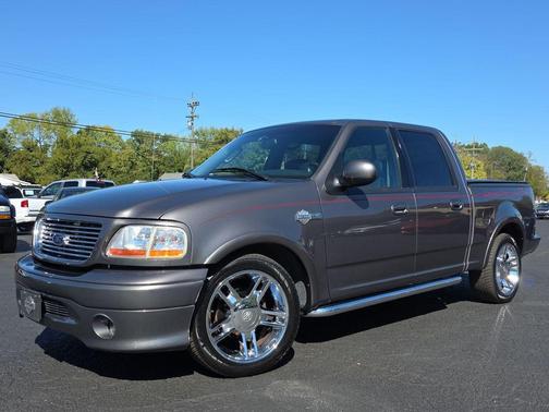 2002 Ford F-150 Harley-Davidson Crew Cab