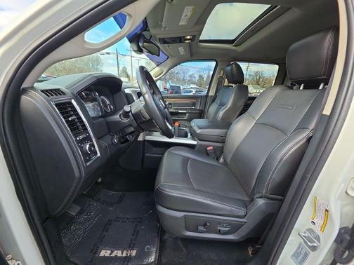 2016 RAM 2500 Laramie