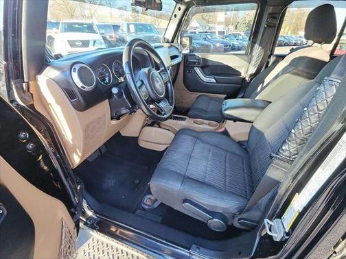 2011 Jeep Wrangler Unlimited Sahara