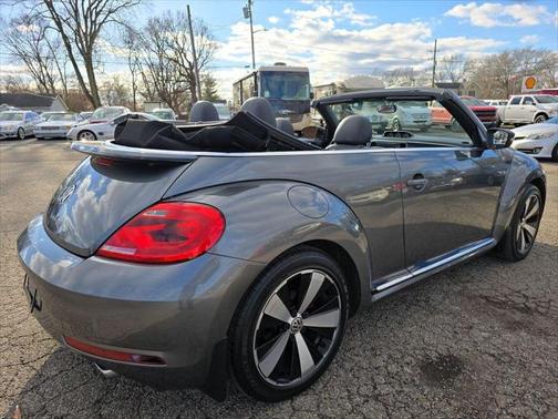 2014 Volkswagen Beetle DSG 2.0T R-Line