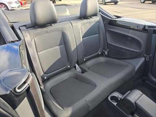 2014 Volkswagen Beetle DSG 2.0T R-Line