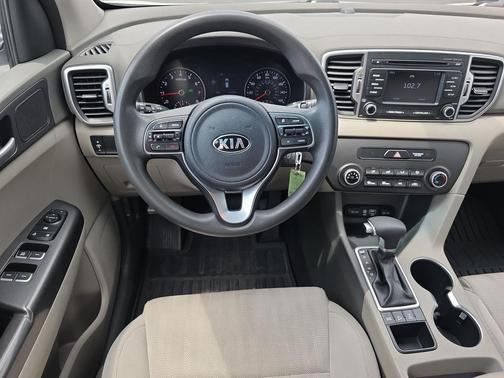 CLEAR WHITE 2019 Kia Sportage LX