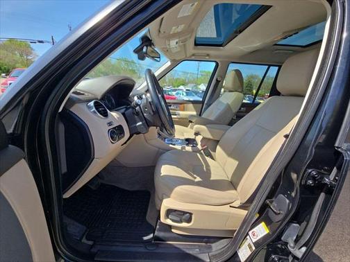 2015 Land Rover LR4 Base