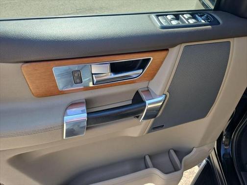 2015 Land Rover LR4 Base