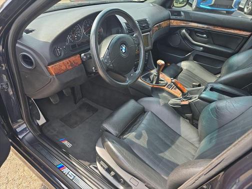 2000 BMW M5 Base