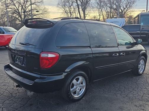 2006 Dodge Caravan SXT