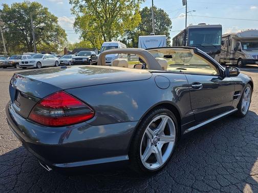 2011 Mercedes-Benz SL-Class SL 550