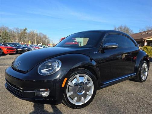 2013 Volkswagen Beetle 2.0T Fender Edition