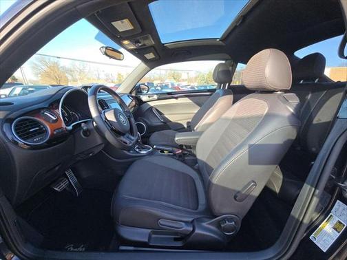 2013 Volkswagen Beetle 2.0T Fender Edition