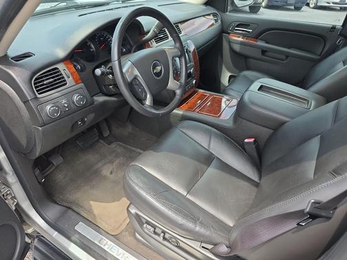 Sheer Silver Metallic 2010 Chevrolet Avalanche 1500 LTZ
