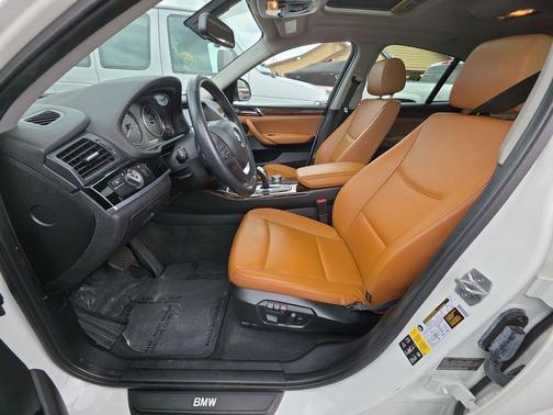 Alpine White 2016 BMW X4 xDrive28i