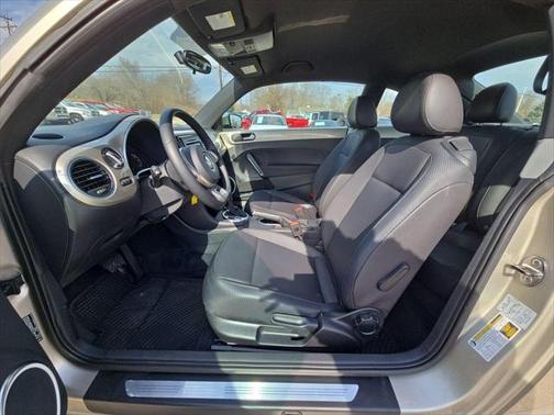 2012 Volkswagen Beetle 2.5L
