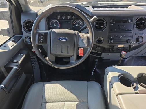 2013 Ford F-450 XL