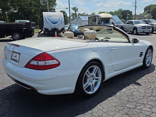 Alabaster White 2007 Mercedes-Benz SL-Class SL550 AMG SPORT PACKAGE ROADSTER