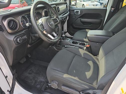 2020 Jeep Gladiator Sport S