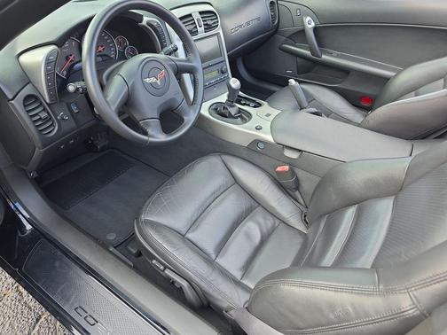 2005 Chevrolet Corvette Base