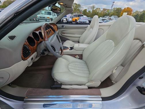 PLATINUM METALLIC WITH BLACK SOFT TOP 2000 Jaguar XK8 CONVERTIBLE