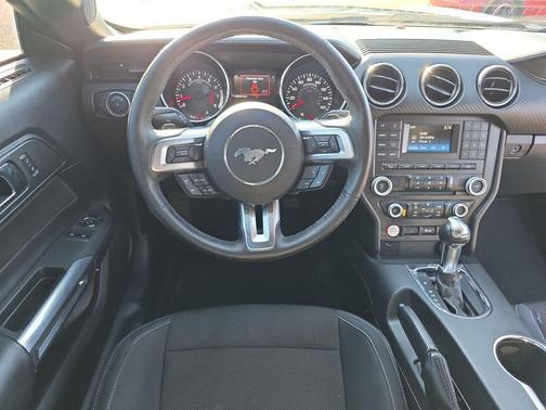 2015 Ford Mustang V6