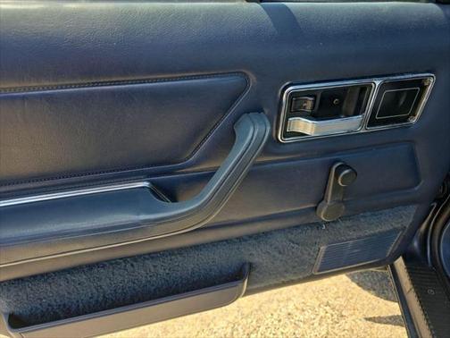 1989 Jeep Comanche Base