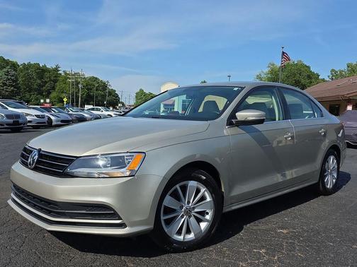 Moonrock Silver Metallic 2016 Volkswagen Jetta 1.4T SE