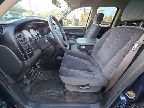 2004 Dodge Ram 2500 SLT Quad Cab