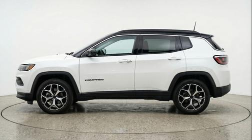 Bright White Clearcoat 2025 Jeep Compass Limited