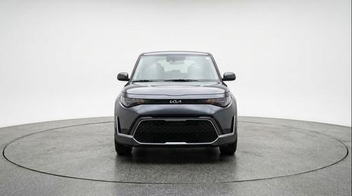 Gravity Gray 2025 Kia Soul LX