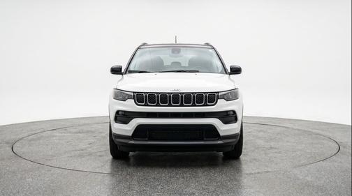 Bright White Clearcoat 2025 Jeep Compass Limited
