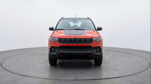 Red Hot Pearlcoat 2025 Jeep Compass Trailhawk